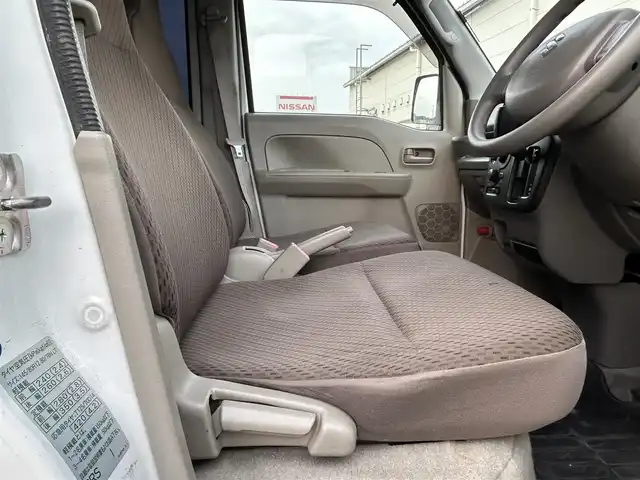 スズキ エブリイ PC 広島県 2015(平27)年 7.1万km スペリアホワイト ｃｌａｒｉｏｎナビ　/　「Bluetooth/フルセグ/CD/DVD」/デジタルインナーミラー　/衝突軽減ブレーキシステム/ドライブレコーダー　/トラクションコントロール　/横滑り防止装置/ドアバイザ－　/リモコンキー/純正アルミ