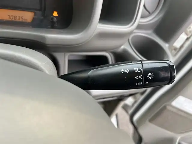 スズキ エブリイ PC 広島県 2015(平27)年 7.1万km スペリアホワイト ｃｌａｒｉｏｎナビ　/　「Bluetooth/フルセグ/CD/DVD」/デジタルインナーミラー　/衝突軽減ブレーキシステム/ドライブレコーダー　/トラクションコントロール　/横滑り防止装置/ドアバイザ－　/リモコンキー/純正アルミ