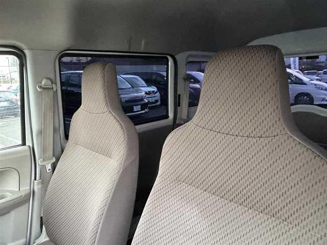 スズキ エブリイ PC 福岡県 2015(平27)年 7.1万km スペリアホワイト (株)IDOMが運営する【じしゃロン八幡西店】の自社ローン専用車両になります。こちらは現金またはオートローンご利用時の価格です。自社ローンご希望の方は別途その旨お申付け下さい/ｃｌａｒｉｏｎナビ　/　「Bluetooth/フルセグ/CD/DVD」/デジタルインナーミラー　/衝突軽減ブレーキシステム/ドライブレコーダー　/トラクションコントロール　/横滑り防止装置/ドアバイザ－　/リモコンキー/純正アルミ