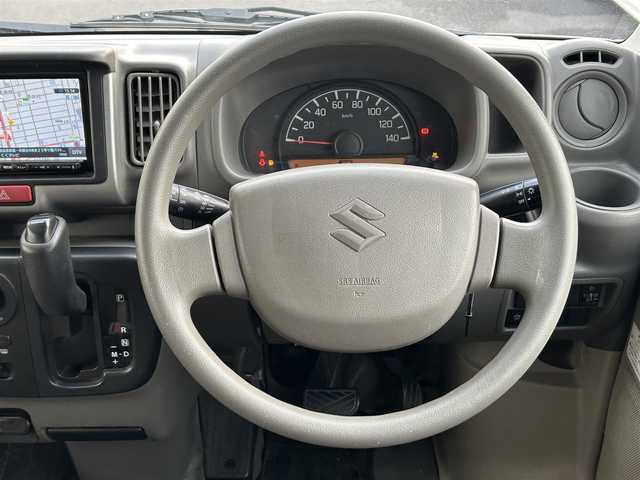 スズキ エブリイ PC 福岡県 2015(平27)年 7.1万km スペリアホワイト (株)IDOMが運営する【じしゃロン八幡西店】の自社ローン専用車両になります。こちらは現金またはオートローンご利用時の価格です。自社ローンご希望の方は別途その旨お申付け下さい/ｃｌａｒｉｏｎナビ　/　「Bluetooth/フルセグ/CD/DVD」/デジタルインナーミラー　/衝突軽減ブレーキシステム/ドライブレコーダー　/トラクションコントロール　/横滑り防止装置/ドアバイザ－　/リモコンキー/純正アルミ