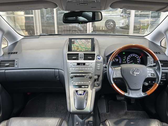レクサス ＨＳ 250h バージョンI 静岡県 2009(平21)年 12.3万km クォーツホワイトクリスタルシャイン 【主要装備】/純正ＨＤＤナビ　/バックカメラ　/シートヒーター　/シートベンチレーション　/ステアリングスイッチ　/クルーズコントロール　/Ｂｌｕｅｔｏｏｔｈ接続　/ＥＴＣ　/純正ＡＷ夏タイヤ積載　/ヘッドライトウォッシャー/プッシュスタート/スマートキー/LEDヘッドライト