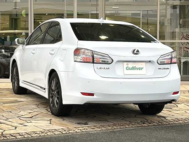 レクサス ＨＳ 250h バージョンI 静岡県 2009(平21)年 12.3万km クォーツホワイトクリスタルシャイン 【主要装備】/純正ＨＤＤナビ　/バックカメラ　/シートヒーター　/シートベンチレーション　/ステアリングスイッチ　/クルーズコントロール　/Ｂｌｕｅｔｏｏｔｈ接続　/ＥＴＣ　/純正ＡＷ夏タイヤ積載　/ヘッドライトウォッシャー/プッシュスタート/スマートキー/LEDヘッドライト