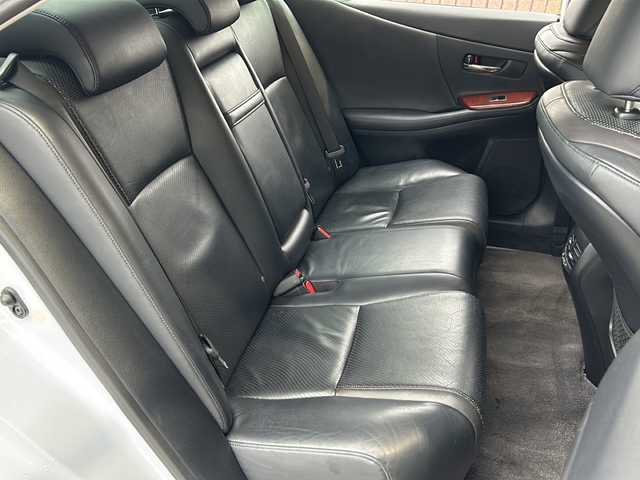 レクサス ＨＳ 250h バージョンI 静岡県 2009(平21)年 12.3万km クォーツホワイトクリスタルシャイン 【主要装備】/純正ＨＤＤナビ　/バックカメラ　/シートヒーター　/シートベンチレーション　/ステアリングスイッチ　/クルーズコントロール　/Ｂｌｕｅｔｏｏｔｈ接続　/ＥＴＣ　/純正ＡＷ夏タイヤ積載　/ヘッドライトウォッシャー/プッシュスタート/スマートキー/LEDヘッドライト