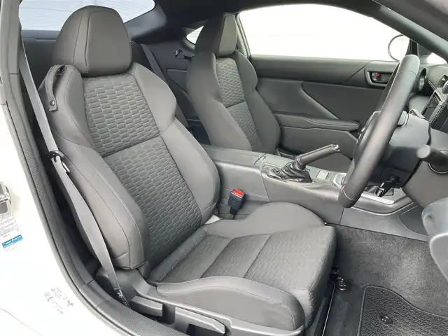 トヨタ ＧＲ８６ SZ 岩手県 2022(令4)年 2.3万km クリスタルホワイトパール ディスプレイオーディオ/　　CD/BT/AppleCarPlay/AndroidAuto/バックカメラ/クルーズコントロール/LEDオートライト/ステアリングスイッチ/USBポート/スマートキー/ETC