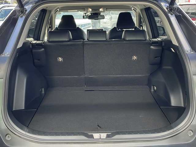 トヨタ ＲＡＶ４ アドベンチャー オフロードPKG 道東・釧路十勝 2022(令4)年 6.5万km グレーメタリック ・ワンオーナー/・4WD/・寒冷地仕様/・純正ディスプレイオーディオ/（Miracast・FM・AM・BT）/・全方位カメラ/バックカメラ/・追従式クルーズコントロール/・BSM/・フロントワイパーデアイサー/・ダウンヒルアシスト/・スノーモード/・横滑り防止/・コーナーセンサー/・パワーバックドア/・LEDヘッドライト/・フォグライト/・オートマチックハイビーム/・オートライト/・前席シートヒーター/エアーシート/・ステアリングヒーター/・ビルトインETC/・純正エンジンスターター（キー一体型）/・革巻きステアリング/・ステアリングスイッチ/・MTモード付AT/・ヒッチメンバー/・ルーフレール/・電格ウィンカーミラー/・ドアバイザー/・スマートキー/・プッシュスタート