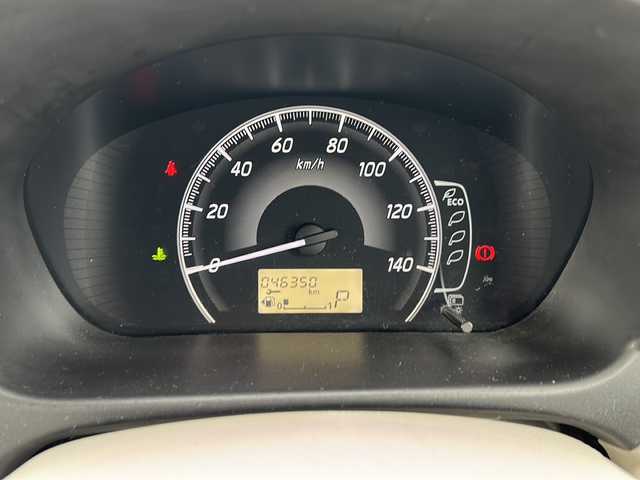 日産 デイズ J 鹿児島県 2018(平30)年 4.7万km ホワイト 衝突軽減ブレーキ/パワーウィンドウ/パワーステアリング/AUX/横滑り防止装置/純正オーディオ/FM/AM/CD/電動格納ミラー/ダブルエアバックイト/純正フロアマット/純正ヘッドライト