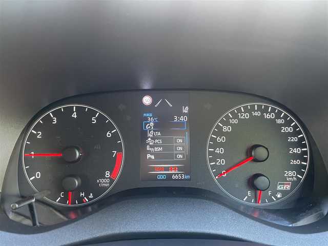 トヨタ ＧＲヤリス RZ ハイパフォーマンス 埼玉県 2023(令5)年 0.7万km スーパーホワイトⅡ /4WD/ICターボ//純正メモリナビ//フルセグTV//バックカメラ//Bluetoothオーディオ//レーダークルーズコントロール//ビルトインETC//スマートキーx2//LEDヘッドライト/LEDフォグ//PCS/LTA/BSM//HUD/RCTA/RSA//クリアランスソナー//W.サイド.カーテンエアバッグ//ABS/横滑り防止装置//前後ドラレコ//アイドリングSTOP//ICウォータースプレー//オートライト//プライバシーガラス//ドアバイザー//純正18インチAW//新車時保証書//取扱説明書//ナビ取説