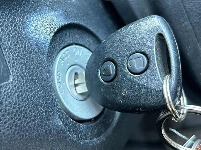 ダイハツ ミラ イース L SAⅢ 静岡県 2018(平30)年 4.5万km ホワイト スマートアシスト３/純正オーディオ/ＣＤ再生/ＡＵＸ接続/キーレスエントリー/パーキングセンサー/オートハイビーム/ヘッドライトレベライザー/純正フロアマット/ドアバイザー/アイドリングストップ/ＡＣ