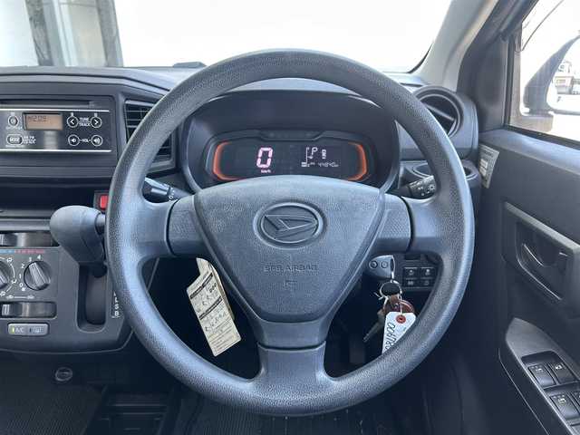 ダイハツ ミラ イース L SAⅢ 静岡県 2018(平30)年 4.5万km ホワイト スマートアシスト３/純正オーディオ/ＣＤ再生/ＡＵＸ接続/キーレスエントリー/パーキングセンサー/オートハイビーム/ヘッドライトレベライザー/純正フロアマット/ドアバイザー/アイドリングストップ/ＡＣ