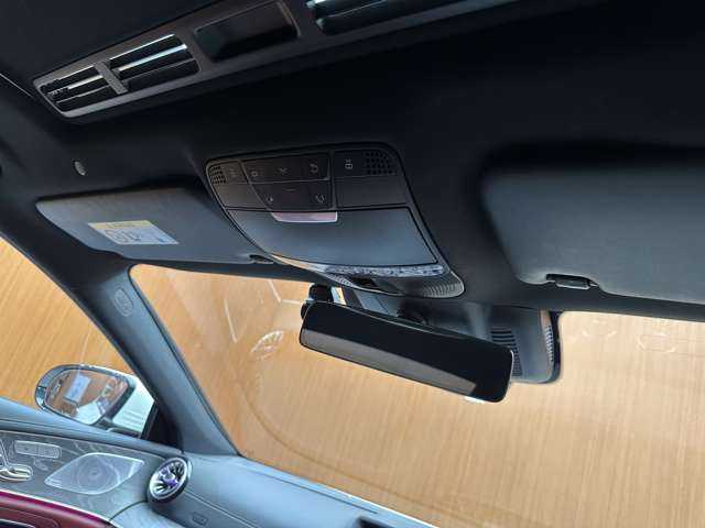 メルセデス・ベンツ ＣＬＳ２２０ｄ スポーツ エクスクルーシブPKG 千葉県 2019(令1)年 3.2万km ダイヤモンドホワイト ＳＲ　/ＡＣＣ　/赤黒革　/ナビ　/ＴＶ　/３６０°Ｂｕｒｍｅｓｔｅｒサウンド　/シートＨ　/ベンチレーション　/電動トランク　/ＨＵＤ　/オートハイビーム　/アダプティブパーキングアシスト　/衝突軽減Ｂ　/ＢＳＭ　/ＬＫＡ