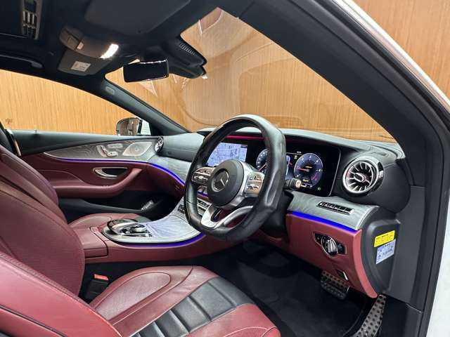 メルセデス・ベンツ ＣＬＳ２２０ｄ スポーツ エクスクルーシブPKG 千葉県 2019(令1)年 3.2万km ダイヤモンドホワイト ＳＲ　/ＡＣＣ　/赤黒革　/ナビ　/ＴＶ　/３６０°Ｂｕｒｍｅｓｔｅｒサウンド　/シートＨ　/ベンチレーション　/電動トランク　/ＨＵＤ　/オートハイビーム　/アダプティブパーキングアシスト　/衝突軽減Ｂ　/ＢＳＭ　/ＬＫＡ