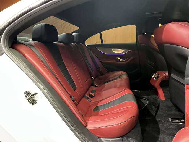 メルセデス・ベンツ ＣＬＳ２２０ｄ スポーツ エクスクルーシブPKG 千葉県 2019(令1)年 3.2万km ダイヤモンドホワイト ＳＲ　/ＡＣＣ　/赤黒革　/ナビ　/ＴＶ　/３６０°Ｂｕｒｍｅｓｔｅｒサウンド　/シートＨ　/ベンチレーション　/電動トランク　/ＨＵＤ　/オートハイビーム　/アダプティブパーキングアシスト　/衝突軽減Ｂ　/ＢＳＭ　/ＬＫＡ