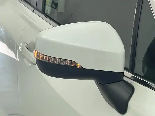 スバル フォレスター プレミアム 福井県 2018(平30)年 6.9万km クリスタルホワイトP 4WD/純正ナビ/CD/DVD/フルセグTV/Bluetooth/SD/AM/FM/バックカメラ /サイドカメラ/EyeSight Ver.3/・プリクラッシュブレーキ/・プリクラッシュブレーキアシスト/・AT誤発進抑制制御/・AT誤後進抑制制御&後退速度リミッター/・後退時ブレーキアシスト/・ツーリングアシスト/・全車速追従機能付クルーズコントロール/・アクティブレーンキープ/・先行車発進お知らせ/・車間距離警報/・車線逸脱警報/・ふらつき警報/純正ドライブレコーダー/レザーシート【メーカーオプション】/パワーバックドア 【メーカーオプション】/革巻きステアリング/ステアリングヒーター/ステアリングチルド機構/パドルシフト/シートヒーター /プッシュスタート /スペアキー/純正フロアマット