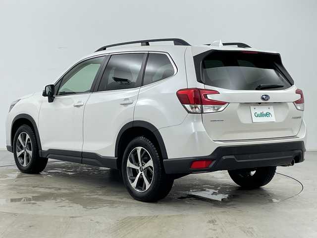 スバル フォレスター プレミアム 道央・札幌 2018(平30)年 6.9万km クリスタルホワイトP ・4WD/・純正ナビ/CD/DVD/TV/BT/USB/・バックカメラ /サイドカメラ/・EyeSight Ver.3/・パワーバックドア /・ツーリングアシスト/・全車速追従機能付クルーズコントロール/・ブラインドスポットモニター/・純正ドライブレコーダー/・レザーシート/・ステアリングヒーター/・パドルシフト/・シートヒーター /・スペアキー