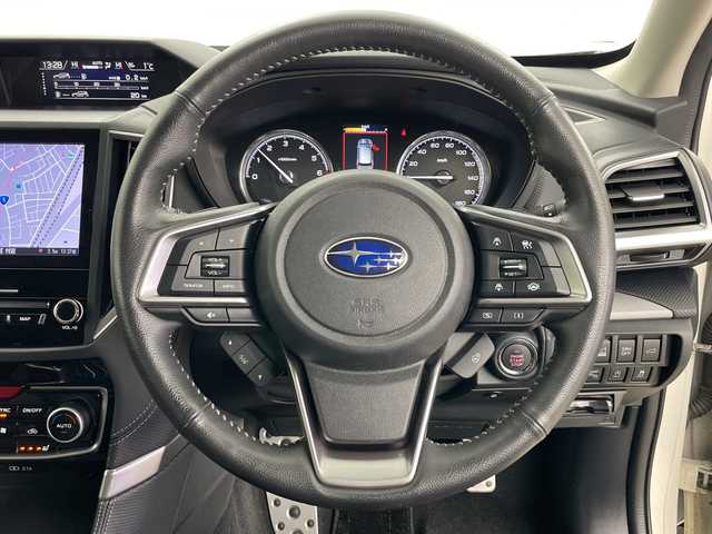 スバル フォレスター プレミアム 道央・札幌 2018(平30)年 6.9万km クリスタルホワイトP ・4WD/・純正ナビ/CD/DVD/TV/BT/USB/・バックカメラ /サイドカメラ/・EyeSight Ver.3/・パワーバックドア /・ツーリングアシスト/・全車速追従機能付クルーズコントロール/・ブラインドスポットモニター/・純正ドライブレコーダー/・レザーシート/・ステアリングヒーター/・パドルシフト/・シートヒーター /・スペアキー
