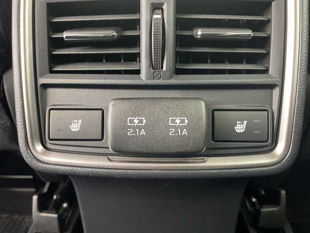 スバル フォレスター プレミアム 道央・札幌 2018(平30)年 6.9万km クリスタルホワイトP ・4WD/・純正ナビ/CD/DVD/TV/BT/USB/・バックカメラ /サイドカメラ/・EyeSight Ver.3/・パワーバックドア /・ツーリングアシスト/・全車速追従機能付クルーズコントロール/・ブラインドスポットモニター/・純正ドライブレコーダー/・レザーシート/・ステアリングヒーター/・パドルシフト/・シートヒーター /・スペアキー