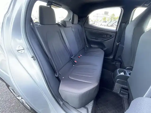 トヨタ ヤリス X 道央・札幌 2021(令3)年 3.8万km シルバーM ４WD/寒冷地仕様/純正メーカーナビ/AM/FM/BT/トヨタセーフティセンス/衝突被害軽減ブレーキ/横滑り防止装置/レーダークルーズコントロール/レーンキープアシスト/クリアランスソナー/バックカメラ/ビルトインETC/ドライブレコーダー/ワイパーデアイサー/DRIVEMODE/ステアリングリモコン/プッシュスタート/スマートキー/ハロゲンヘッドライト/オートライト/オートマチックハイビーム/電動格納ミラー/ウィンカーミラー/ドアバイザー
