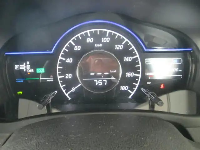 日産 ノート e－パワー メダリスト 千葉県 2016(平28)年 4.8万km ギャラクシーゴールド 社外ナビ、フルセグTV/アラウンドビューモニター/社外オーディオ【DVD/CD/BT/SD】/LEDヘッドライト&イエローフォグ/エマージェンシーブレーキ/車線逸脱防止警報/デジタルインナーミラー/ハーフレザーシート/革巻きステアリング/前後コーナーセンサー/ナビ連動前方ドライブレコーダー/ETC/スペアキー/取扱説明書/ナビ取扱説明書/新車時保証書/整備記録簿(H29/R1/R3/R5)