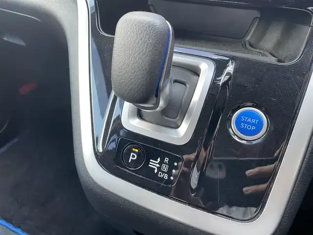 日産 セレナ e－パワー ハイウェイスター V 大分県 2019(平31)年 7.5万km ダイヤモンドブラック セーフティパックA/ダイナミックパッケージ/エマージェンシーブレーキ/純正9インチナビ/・CD/DVD/DTV/Bluetooth/アラウンドビューモニター/純正フリップダウンモニター/クルーズコントロール/両側パワースライドドア/LEDオートライト/オートハイビーム/純正前方ドライブレコーダー/ビルトインETC/スマートキー/スペアキー/プッシュスタート/純正15インチアルミホイール