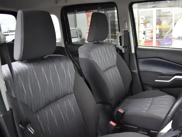 スズキ ソリオ HV MZ 福岡県 2022(令4)年 7.4万km スーパーブラックパール デュアルカメラブレーキサポート/全方位モニター用カメラ/両側パワースライドドア/レーダークルーズコントロール/前席シートヒーター/純正15インチアルミホイール/ヘッドアップディスプレイ/ドアバイザー/フロアマット/プッシュスタート/スマートキー×2/新車時保証書/取扱説明書