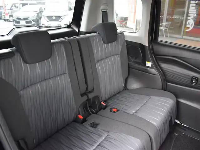 スズキ ソリオ HV MZ 福岡県 2022(令4)年 7.4万km スーパーブラックパール デュアルカメラブレーキサポート/全方位モニター用カメラ/両側パワースライドドア/レーダークルーズコントロール/前席シートヒーター/純正15インチアルミホイール/ヘッドアップディスプレイ/ドアバイザー/フロアマット/プッシュスタート/スマートキー×2/新車時保証書/取扱説明書