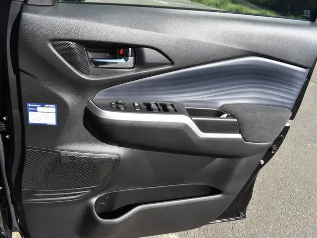 スズキ ソリオ HV MZ 福岡県 2022(令4)年 7.4万km スーパーブラックパール デュアルカメラブレーキサポート/全方位モニター用カメラ/両側パワースライドドア/レーダークルーズコントロール/前席シートヒーター/純正15インチアルミホイール/ヘッドアップディスプレイ/ドアバイザー/フロアマット/プッシュスタート/スマートキー×2/新車時保証書/取扱説明書