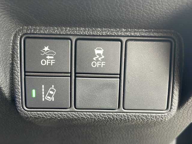 ホンダ シビック ハッチバック 山形県 2019(令1)年 2.6万km クリスタルブラックパール レザーインテリア（MOP）/ホンダセンシング　/　・衝突軽減ブレーキ/　・路外逸脱抑制機能/　・渋滞追従機能付きアダブティブクルーズコントロール/　・標識認識機能/ワーク（WORK）19インチアルミホイール/　（ＬＡＮＶＥＣ　ＬＳ１）/LEDヘッドライト　/運転席８Ｗａｙパワーシート　/クルーズコントロール/社外ナビ/TV/バックカメラ/ETC