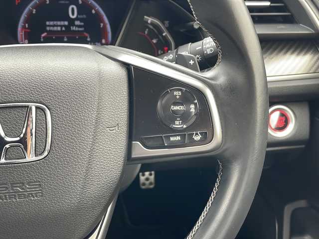 ホンダ シビック ハッチバック 山形県 2019(令1)年 2.6万km クリスタルブラックパール レザーインテリア（MOP）/ホンダセンシング　/　・衝突軽減ブレーキ/　・路外逸脱抑制機能/　・渋滞追従機能付きアダブティブクルーズコントロール/　・標識認識機能/ワーク（WORK）19インチアルミホイール/　（ＬＡＮＶＥＣ　ＬＳ１）/LEDヘッドライト　/運転席８Ｗａｙパワーシート　/クルーズコントロール/社外ナビ/TV/バックカメラ/ETC