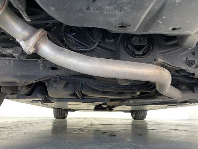 トヨタ カムリ WS 長野県 2023(令5)年 3.2万km プラチナホワイトパールマイカ 4WD/純正ディスプレイオーディオ(ナビ付/BT/HDMI/ラジオ)/バックカメラ/トヨタセーフティセンス/・プリクラッシュセーフティ/・アダプティブクルーズコントロール/・レーンキープアシスト/・BSM/・RCTA/・クリアランスソナー/ハーフレザーシート/パワーシート（D席）/レオニス17インチAW付夏タイヤ/17インチ純正AW付冬タイヤ(VRX3)積込み/寒冷地仕様/ドライブレコーダー（前後）/オートマチックハイビーム/LEDヘッドライト/フロントリヤフォグライト/フロントワイパーデアイサー/純正フロアマット/電動パーキングブレーキ/ブレーキホールド/スペアキー