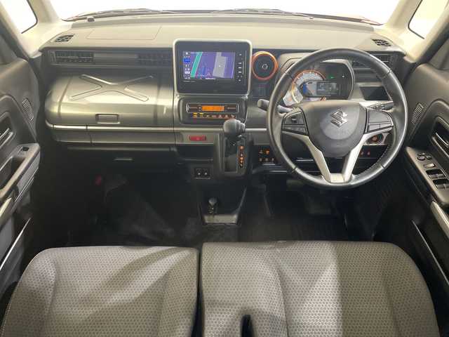 スズキ スペーシア ギア HYBRID XZ 愛媛県 2018(平30)年 2.1万km フェニックスレッドパール/ガンメタリック2トーンルーフ 社外ナビ/Bluetooth/フルセグ/両側電動スライドドア/バックカメラ/衝突被害軽減ブレーキ/レーンキープアシスト/前後コーナーセンサー/LEDヘッドライト/オートライト/ルーフレール/ドライブレコーダー/ETC/プッシュスタート/純正15インチアルミ