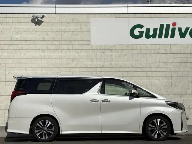 トヨタ アルファード S Cパッケージ 岩手県 2021(令3)年 3.8万km ホワイトパールクリスタルシャイン 禁煙車/ツインサンルーフ/純正フリップダウンモニター/レザーシート/両側パワースライドドア/デジタルインナーミラー/ハンドルヒーター/前席シートヒーター/エアシート/前席/2列目パワーシート/パワーバックドア/ディスプレイオーディオ/→Bluetooth/FM/AM/バックカメラ/ステアリングスイッチ/追従型クルーズコントロール/前後コーナーセンサー/レーンキープアシスト/衝突軽減システム/ブラインドスポットモニター/電子パーキング/オートブレーキホールド/オートライト/オートハイビーム/LEDヘッドライト/LEDフォグライト/〇プッシュスタート/〇電動格納ミラー/〇ウィンカーミラー/〇ドアバイザー/〇フロアマット/〇シガーソケット/〇USBポート/〇スマートキー/前後ドライブレコーダー/ビルトインETC/冬タイヤ社外AW車載