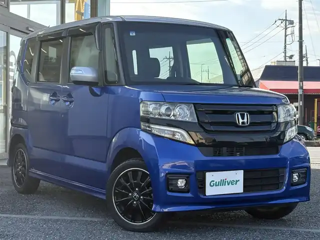 ホンダ Ｎ ＢＯＸ カスタム G ターボ Lパッケージ 石川県 2015(平27)年 4.7万km ブリリアントスポーティブルーメタリック2トーン ・ディーラー点検記録H28:29:30:31:R2:3:4:5:7年有り　/・ワンオーナー　/・４WD/・ターボ車両/・両側パワースライドドア　/・黒ハーフレザーシート　/・オートライト　/・HIDヘットライト　/・LEDフォグライト　/・2列目ロールサンシェード/・純正ワンセグTV/・バックカメラ/・クルーズコントロール/・オートリトラクタブミラー/・ウインカーミラー/・純正15インチアルミ/・ブリジストンタイヤ/・スマートキー×２/・プッシュスタート/・保証書/・取説