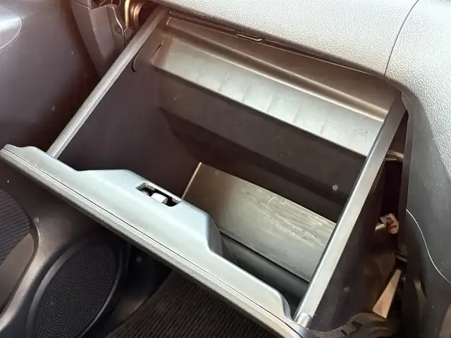 ホンダ Ｎ ＢＯＸ カスタム G ターボ Lパッケージ 石川県 2015(平27)年 4.7万km ブリリアントスポーティブルーメタリック2トーン ・ディーラー点検記録H28:29:30:31:R2:3:4:5:7年有り　/・ワンオーナー　/・４WD/・ターボ車両/・両側パワースライドドア　/・黒ハーフレザーシート　/・オートライト　/・HIDヘットライト　/・LEDフォグライト　/・2列目ロールサンシェード/・純正ワンセグTV/・バックカメラ/・クルーズコントロール/・オートリトラクタブミラー/・ウインカーミラー/・純正15インチアルミ/・ブリジストンタイヤ/・スマートキー×２/・プッシュスタート/・保証書/・取説