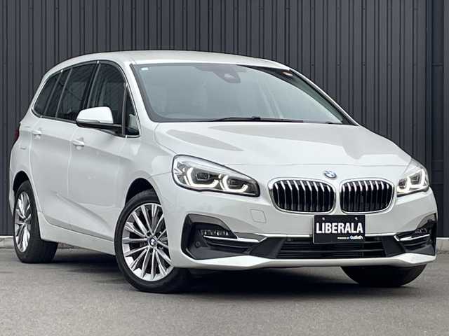ＢＭＷ ２１８ｄ グランツアラー ラグジュアリー 福島県 2019(平31)年 3.5万km ミネラルホワイト コンフォートアクセス/バックカメラ/前後コーナーセンサー/黒レザーシート/前席シートヒーター/パワーシート/LEDヘッドライト/フットオープナー/ウッドパネル/アンビエントライト/スピードリミッター/ミラーETC2.0