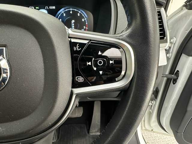 ボルボ ＸＣ９０ T5 AWD モーメンタム 兵庫県 2016(平28)年 8.2万km クリスタルホワイトP 純正HDDナビ/（CD、BT、USB、フルセグ）/ドライブレコーダー/アラウンドビューモニター/コーナーセンサー/アイドリングストップ/４WD/ACC/BSM/LKA/自動駐車/自動発進/クロストラックアラート/ETC/レザーシート/パワーシート/シートヒーター/ルーフレール/フットトランクオープナー/パワーバックドア/LEDヘッドライト/LEDフォグランプ/オートハイビーム/社外フロアマット/純正19インチAW