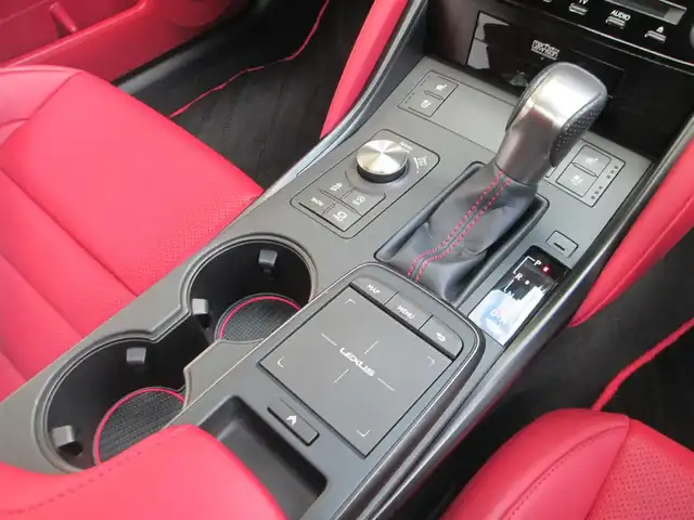 レクサス ＩＳ 300 Fスポーツ モードブラック 千葉県 2021(令3)年 3.4万km ソニッククロム ワンオーナー/純正ナビ、フルセグTV/バックカメラ/純正オーディオ【DVD/CD/BT/SD/USB】/サンルーフ/赤革シート/マークレビンソン/TOM’Sエアロ&4本出しマフラー/TRDエアロダイナミクスミラーカバー/F SPORT専用オレンジキャリパー/純正19インチアルミホイール/LEDヘッドライト/プリクラッシュセーフティ/レーダークルーズコントロール/レーンキープアシスト/クリアランスソナー/ブラインドスポットモニター/パドルシフト付きウッドコンビステアリング/運転席シートメモリ/前席パワーシート/シートヒーター/エアシート/純正前方ドライブレコーダー/ビルトインETC2.0/スマートキー×2、カードキー×1/取扱説明書/ナビ取扱説明書/新車時保証書/レクサス整備記録簿(R3/R4/R5/R6/R7)