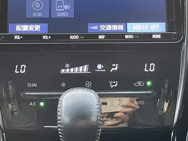 トヨタ ハリアー プレミアム スタイルノアール 福岡県 2020(令2)年 9.7万km ブラックマイカ ワンオーナー/純正SDナビ/　・AM/FM/CD/DVD/SD/BT/　・フルセグTV/　・バックカメラ/Toyota Safety Sense搭載/　・プリクラッシュセーフティ/　・レーダークルーズコントロール/　・レーントレーシングアシスト/　・オートマチックハイビーム/エクステリア/　・MODELLISTAフロント/サイド/リア/リアアンダースポイラー/　・シーケンシャルウインカー/　・社外18インチAW/基本装備/　・電動リアゲート/　・三眼LEDヘッドライト/　・フロント/リアフォグランプ/　・コーナーセンサー/　・ハーフレザーシート/　・D席パワーシート/　・ビルトインETC/　・自動防眩式ルームミラー/　・アイドリングストップ