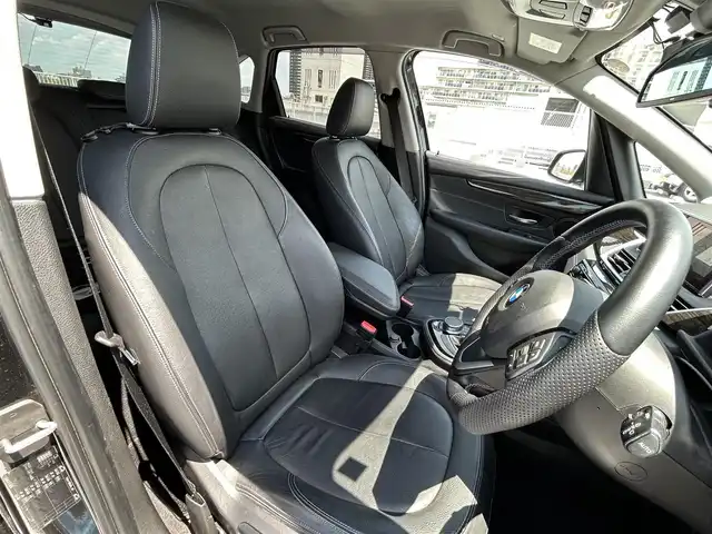 ＢＭＷ ２１８ｄ アクティブツアラー ラグジュアリー 東京都 2018(平30)年 9.6万km サファイアブラックP ディーラー車/純正メモリーナビ（CD/DVD/BT)/バックカメラ/黒皮シート/純正１６インチアルミ/パワーバックドア/D・N席パワーシート/クルーズコントロール/ドライブレコーダー/社外レーダー（ASSURA AR-47LA)/コーナーセンサー/エンジンプッシュボタン/スマートキー/保証書・取説・スペアキー１本