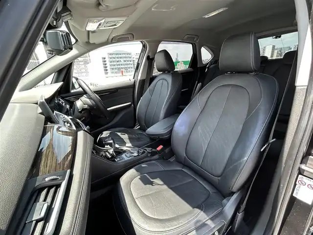 ＢＭＷ ２１８ｄ アクティブツアラー ラグジュアリー 東京都 2018(平30)年 9.6万km サファイアブラックP ディーラー車/純正メモリーナビ（CD/DVD/BT)/バックカメラ/黒皮シート/純正１６インチアルミ/パワーバックドア/D・N席パワーシート/クルーズコントロール/ドライブレコーダー/社外レーダー（ASSURA AR-47LA)/コーナーセンサー/エンジンプッシュボタン/スマートキー/保証書・取説・スペアキー１本