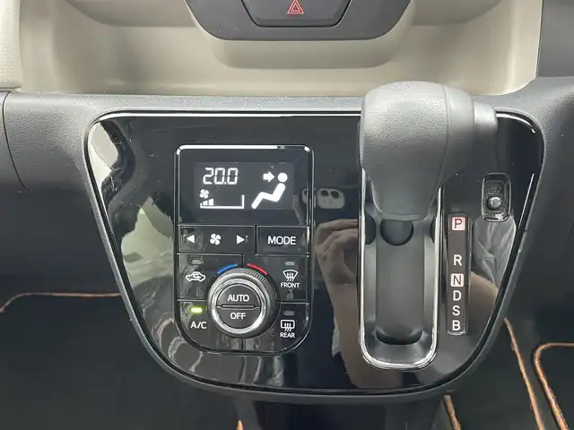 トヨタ パッソ モーダ　チャーム 宮城県 2021(令3)年 1.7万km ブラックマイカメタリック/パウダリーベージュメタリック 2トーン 社外ナビ（AVIC-MRZ099W）/全周囲カメラ/バックカメラ/フルセグTV/ETC/ブラックルーフ/ハーフレザーシート/ドアバイザー/アイドリングストップ/ハイビームアシスト/LEDヘッドライト/取扱説明書/スペアキー　×１