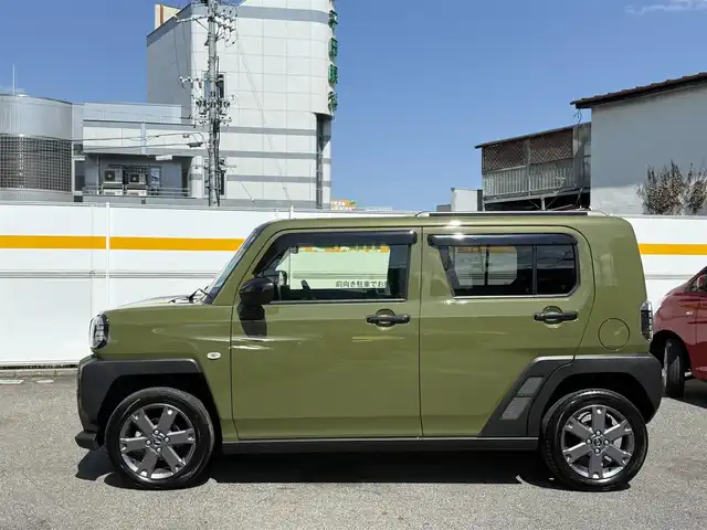 ダイハツ タフト G ターボ ダーククロムベンチャー 愛知県 2023(令5)年 0.9万km フォレストカーキメタリック /禁煙//ワンオーナー //スカイフィールトップ //ETC//アイドリングストップ //ルーフレール//ATOTOディスプレイオーディオ//バックカメラ //シートヒーター//純正15AW //オートリトラミラー//LEDオートライト //フォグランプ//革巻きステア //ステアリングスイッチ//ACC //衝突警報 //車線逸脱警報 //LKC//クリアランスソナー//電子パーキング//オートブレーキホールド //パワーモード//スマートキー //プッシュスタート//純正ドアバイザー/フロアマット//保証書 //取説 //記録簿 //スペアキー