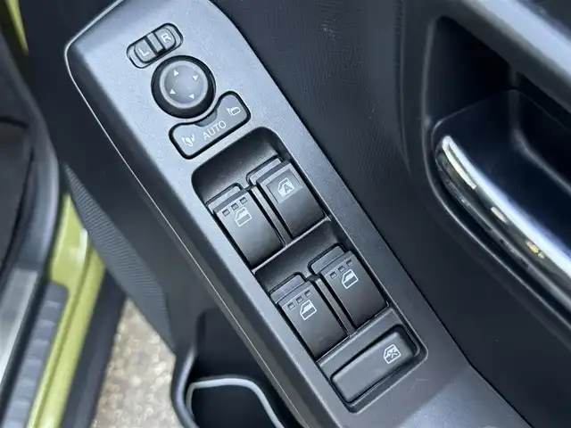 ダイハツ タフト G ターボ ダーククロムベンチャー 愛知県 2023(令5)年 0.9万km フォレストカーキメタリック /禁煙//ワンオーナー //スカイフィールトップ //ETC//アイドリングストップ //ルーフレール//ATOTOディスプレイオーディオ//バックカメラ //シートヒーター//純正15AW //オートリトラミラー//LEDオートライト //フォグランプ//革巻きステア //ステアリングスイッチ//ACC //衝突警報 //車線逸脱警報 //LKC//クリアランスソナー//電子パーキング//オートブレーキホールド //パワーモード//スマートキー //プッシュスタート//純正ドアバイザー/フロアマット//保証書 //取説 //記録簿 //スペアキー