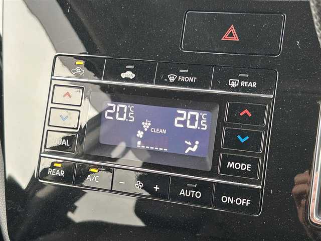 日産 エルグランド 250HWS S アーバンクロム 愛媛県 2021(令3)年 4.5万km ワイン 純正ナビ/Bluetooth/CD/DVD/Blu-ray/フルセグTV/フリップダウンモニター/追従クルコン/電動リアゲート/両側パワースライドドア/前方ドラレコ/バックカメラ/全方位カメラ/コーナーセンサー/純正フロアマット/純正18インチアルミホイール/ETC/USB/LEDオートライト