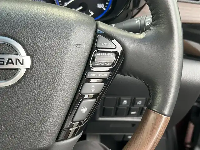 日産 エルグランド 250HWS S アーバンクロム 愛媛県 2021(令3)年 4.5万km ワイン 純正ナビ/Bluetooth/CD/DVD/Blu-ray/フルセグTV/フリップダウンモニター/追従クルコン/電動リアゲート/両側パワースライドドア/前方ドラレコ/バックカメラ/全方位カメラ/コーナーセンサー/純正フロアマット/純正18インチアルミホイール/ETC/USB/LEDオートライト