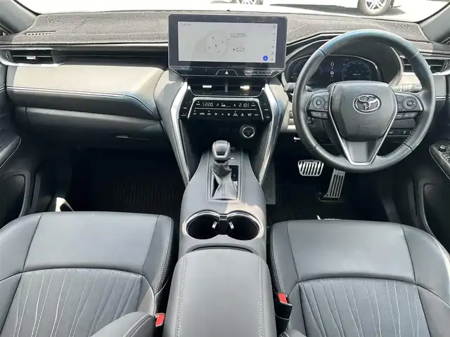 トヨタ ハリアー ハイブリッド G 福島県 2023(令5)年 3.6万km プラチナホワイトパールマイカ 4WD/純正ディスプレイオーディオ/【フルセグTV/BT/Miracast/USB/AM/FM】/デジタルインナーミラー/電動リアゲート/ハーフレザーシート/本革ステアリング/LEDヘッドライト(AUTO付)/フォグランプ/テレビキット/バックカメラ/ETC2.0/トヨタセーフティー/・レーダークルーズコントロール/・車線逸脱防止システム/・衝突軽減ブレーキ/・オートハイビーム/・パーキングアシスト/・ブラインドスポットモニター/・クリアランスソナー/横滑り防止装置/純正ドアバイザー/純正フロアマット/保証・取説
