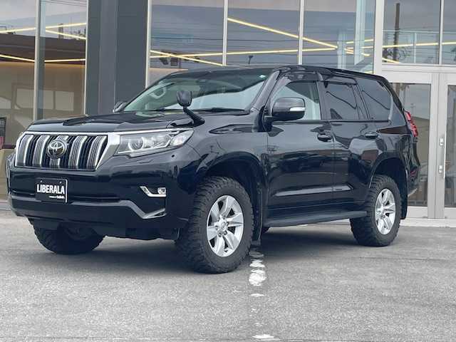 トヨタ ランドクルーザー プラド TX 青森県 2017(平29)年 9.3万km 黒 ４WD/社外ナビ/（フルセグ/CD/DVD/Bluetooth）/バックカメラ/トヨタセーフティセンス/LEDヘッドライト/ヘッドライトウォッシャー/オートライト/ＥＴＣ/プッシュスタート/スマートキー/プッシュスタート/純正フロアマット/ステアリングリモコン/ウインカーミラー/オートエアコン/取扱説明書