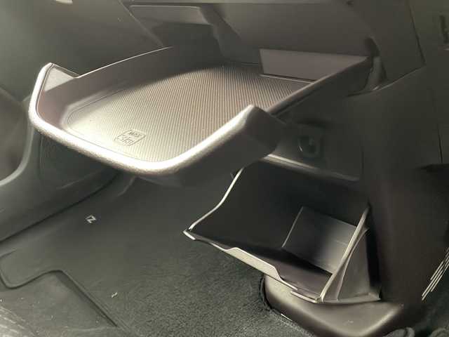 ホンダ Ｎ ＷＧＮ カスタム G 岐阜県 2014(平26)年 7.9万km スマートブラック 社外ナビ/ワンセグ/CD/HIDヘッドライト/フォグランプ/純正フロアマット/ドアバイザー/プッシュスタート/スマートキー/純正アルミホイール/横滑り防止/ヘッドライトレベライザー/電動格納ミラー