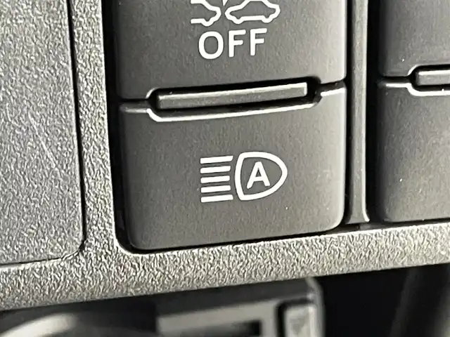 ダイハツ ウェイク G ターボ SA Ⅲ 群馬県 2018(平30)年 7万km パールホワイトⅢ /オフビートカーキM 純正ナビ　フルセグ　Bluetooth　全方位カメラ　両側パワースライドドア　衝突軽減システム　オートマチックハイビーム　横滑り防止装置　アイドリングストップ　ドライブレコーダー　ETC　オートライト