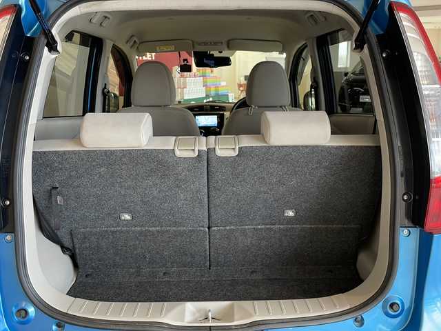 日産 デイズ X Vセレ +SeftyⅡ 福井県 2015(平27)年 4.8万km シリカグリーン 純正７インチナビ(MC314D-W)/フルセグTV／Ｂｌｕｅｔｏｏｔｈ／ＣＤ／ＤＶＤ／ＡＵＸ/アラウンドビューモニター/前後ドライブレコーダー/エマージェンシーブレーキ/アイドリングストップ/ＥＴＣ/ホイール付きサマータイヤ車載/スマートキー/プッシュスタート/電動格納ウインカーミラー/ドアバイザー