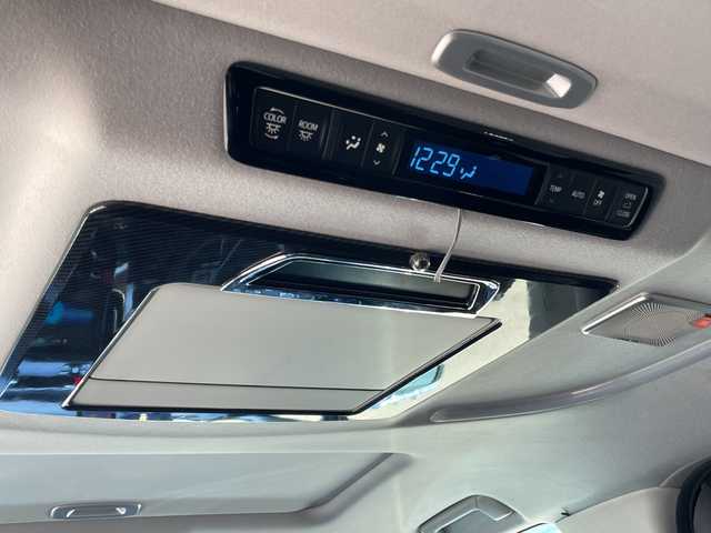 トヨタ アルファードハイブリット SR Cパッケージ 山梨県 2019(平31)年 4.4万km ブラック 純正ナビ　/４ＷＤ　/ツインムーンルーフ　/パワーシート　/クルーズコントロール　/デジタルインナーミラー　/パワーバックドア　/モデリスタエアロ　/ＪＢＬサウンドシステム　/後席フィリップダウンモニター/AC100V電源/ステアリングヒーター/横滑り防止機能/おくだけ充電